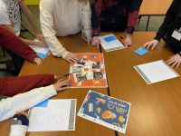 Jeu société scolaires métiers de la recherche