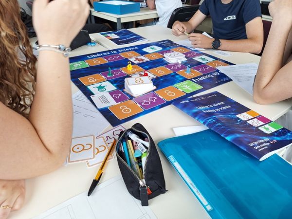 Test d’un jeu sérieux "Libérez la science / Freeing up science"